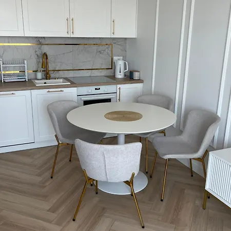 Apartment Vulcano Komfort Nowy Ursus