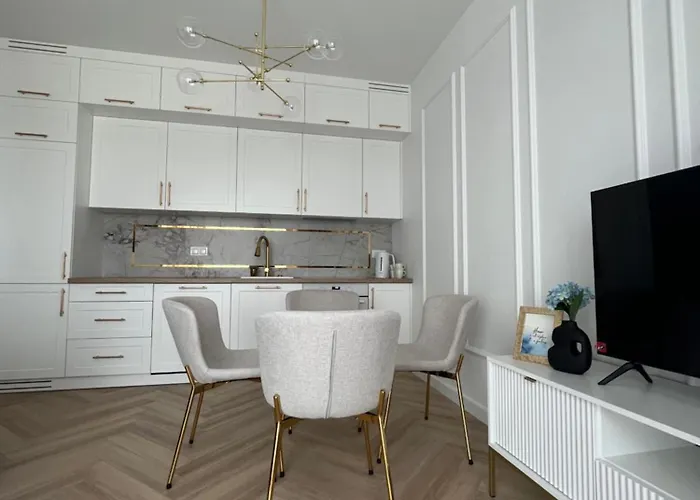 Vulcano Komfort Nowy Ursus ワルシャワ